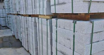 韶关芝麻白路牙石，路侧石