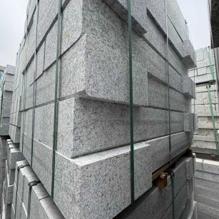 韶关芝麻白路牙石 马路牙子