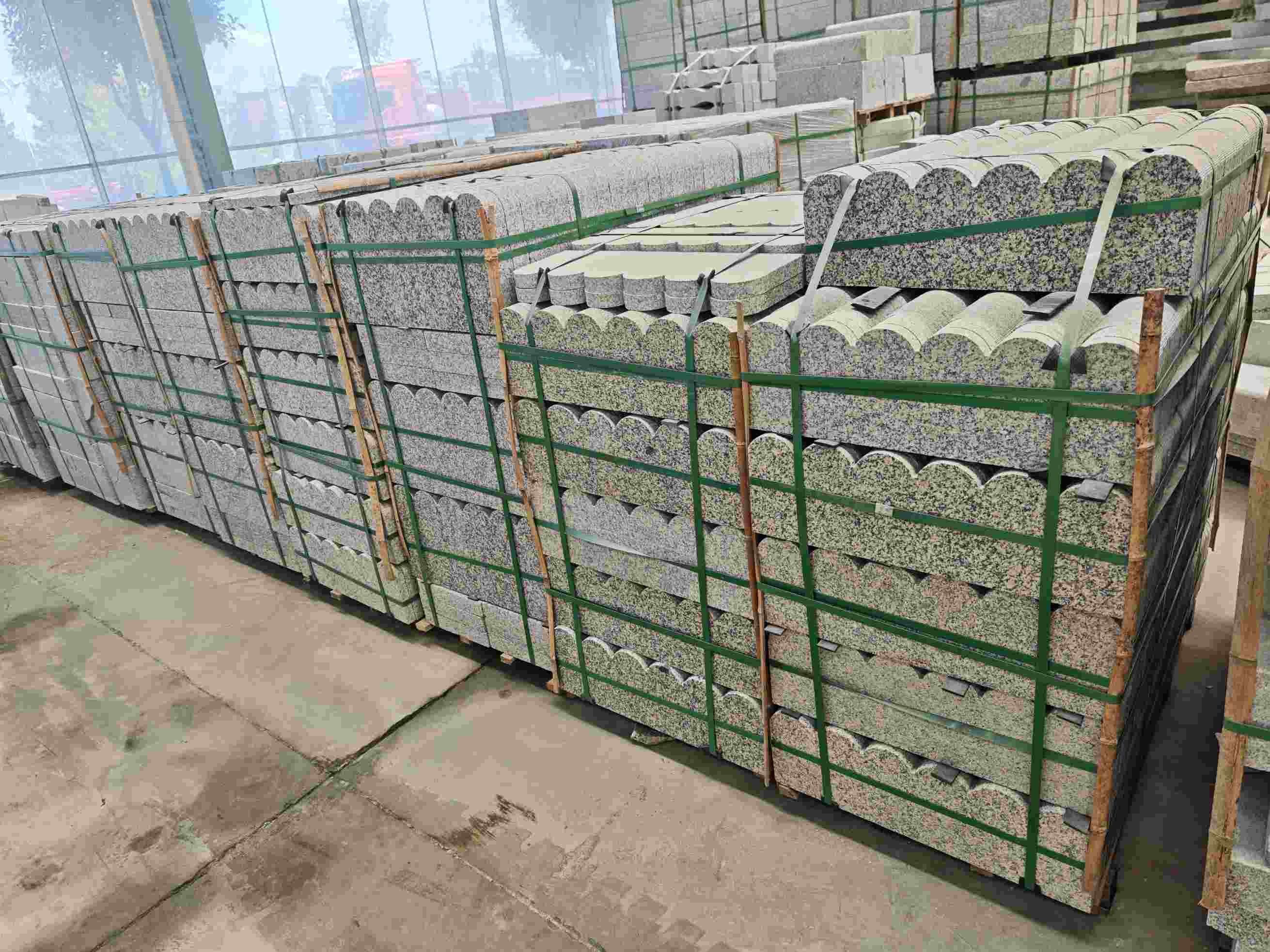 韶关芝麻白芙蓉白花边石